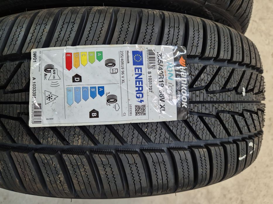 2 anvelope iarna noi Hankook Ion Icept 235 40 19 Sound Absorber