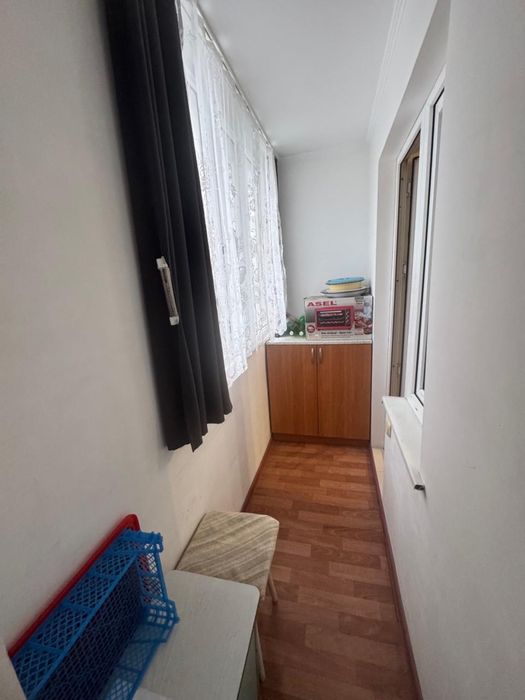 Продам 2 ком квартиру 8мкр дом 2