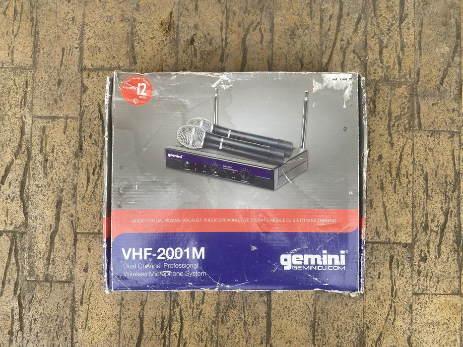 set doua microfoane wireless Gemini / Proel. /.  Voocopro