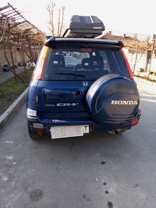 Продавам Хонда црв 2001 г.
