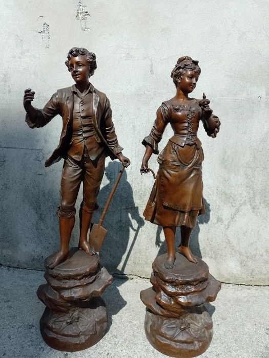 Sculpturi de dimensiuni mari din antimoniu