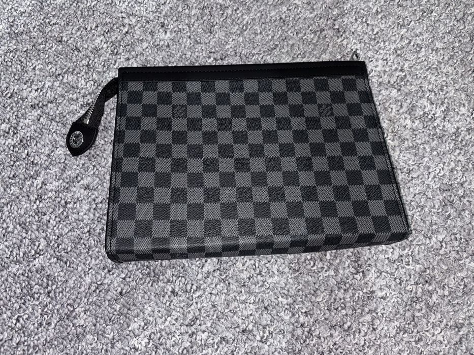 чантичка Louis Vuitton