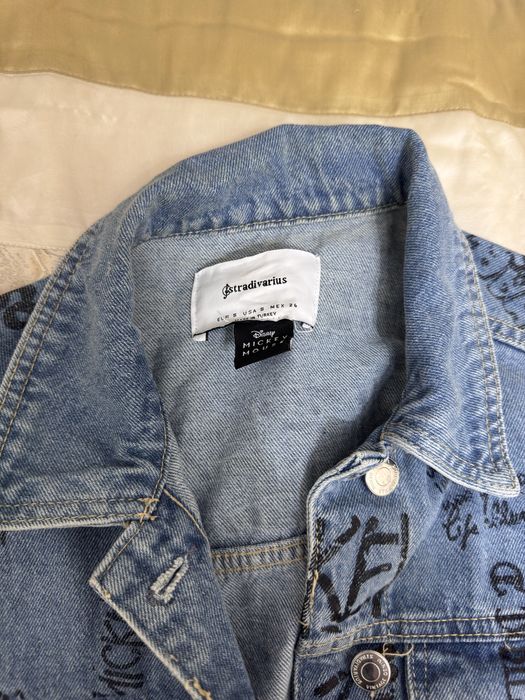 Продаю джинсовый костюм