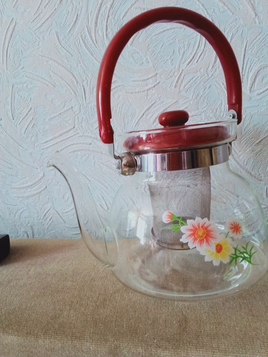 Продам чайники  и чайнечки