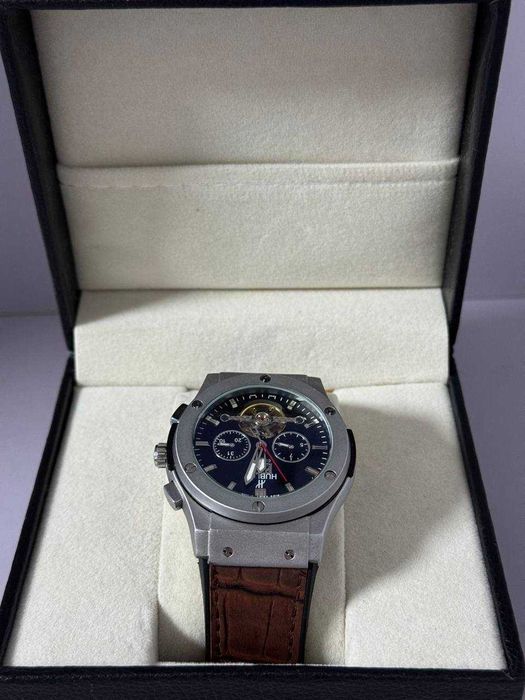 Часы наручные HUBLOT/ КА5773