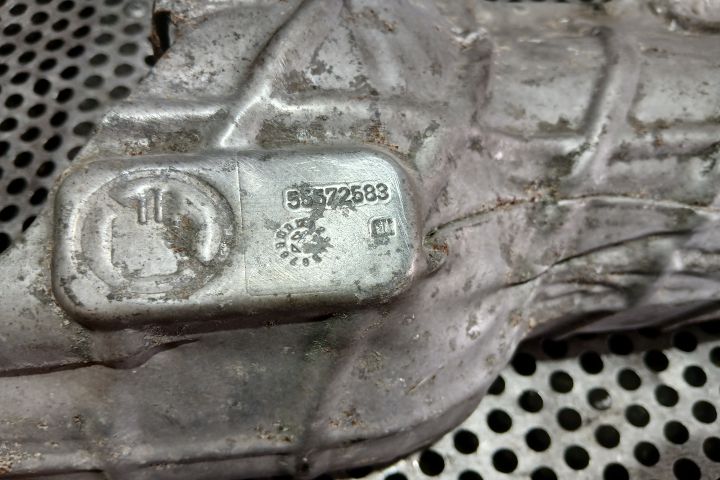 Scut Tabla Protectie Termica Catalizator 55572583 55572583 Opel Zafir