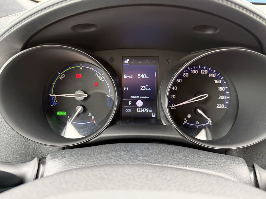 Toyota C-HR Hibrid 1.8 facelift