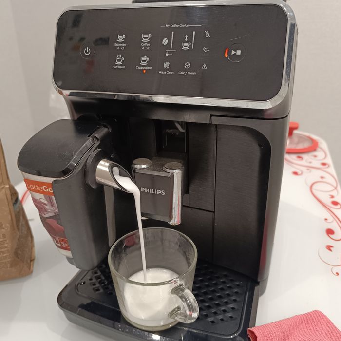 Продам кофемашину Philips