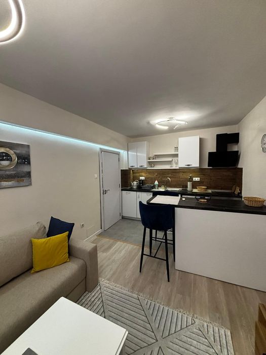 Дава се под наем Двустаен апартамент в София, Център - 50 кв.м за 698.19 € - Снимка #4