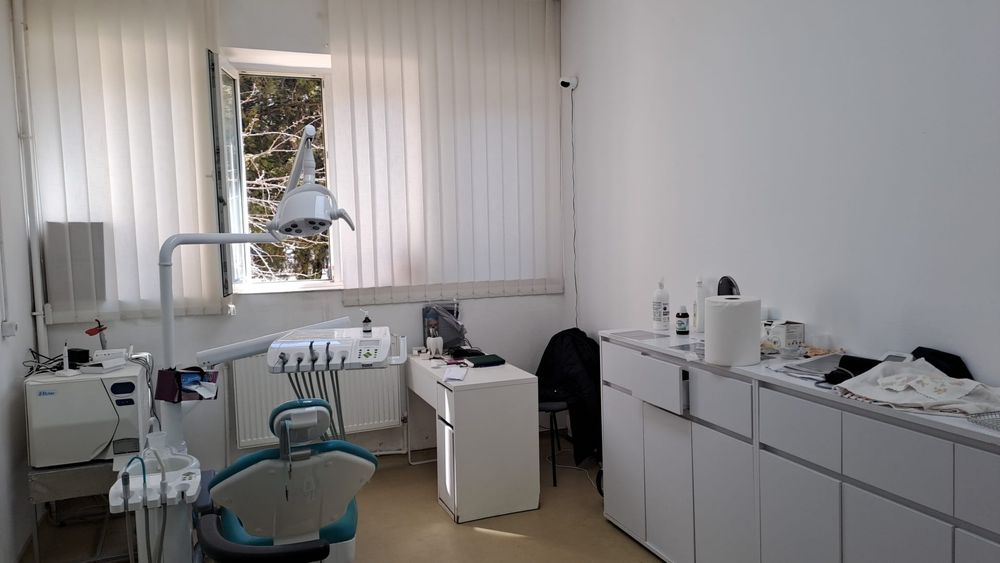 Vand cabinet stomatologic