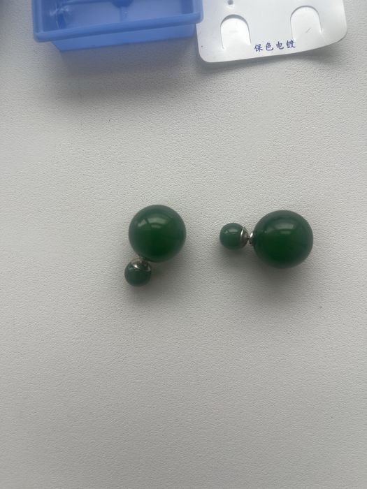 Пусеты Диор на гвоздиках