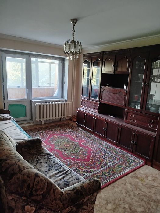 Сдам комнату в квартире трёхкомнатной квартире