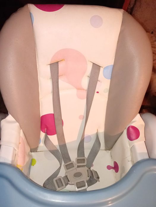 Scaun de masă pt copii/bebeluși