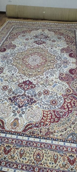 Продам ковёр в хорошем состоянии