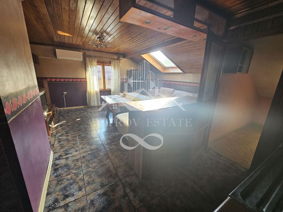 Дава се под наем Тристаен апартамент в Велинград - 85 кв.м за 306 € - Снимка #3