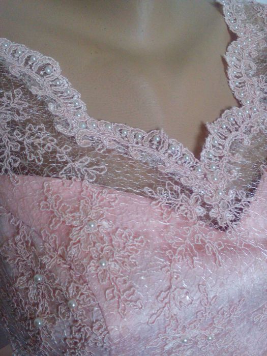 Продам платье новое