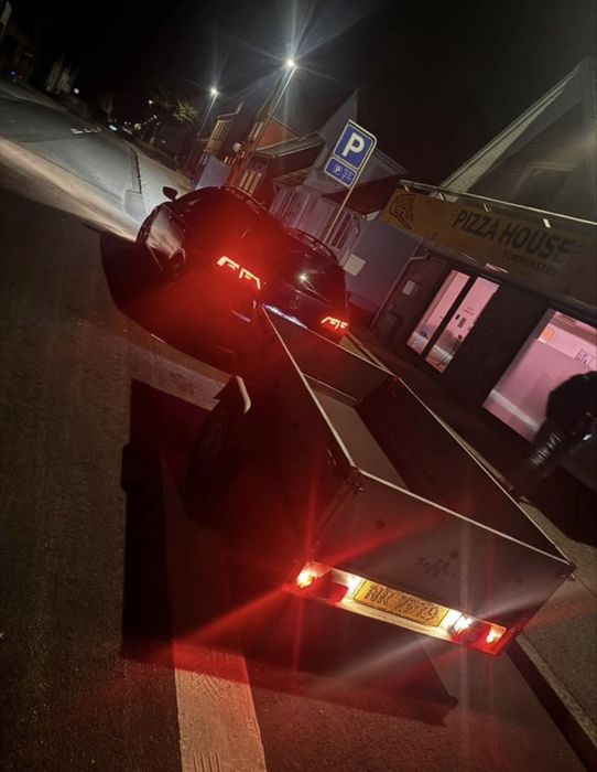 Remorca basculabila 500kg