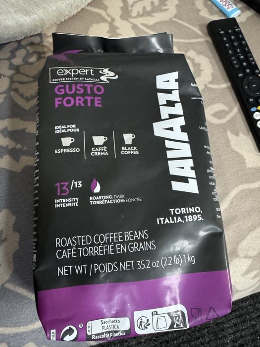 Cafea lavazza gusto forte