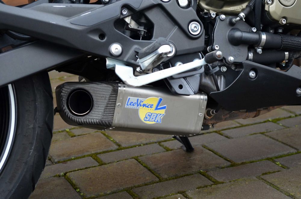 Yamaha XJ6 Abs - Leo Vince  ~Rate fixe~