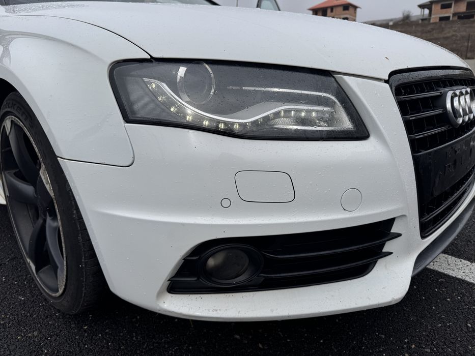 Far bi xenon stanga dreapta audi a4 b8 2008-2012
