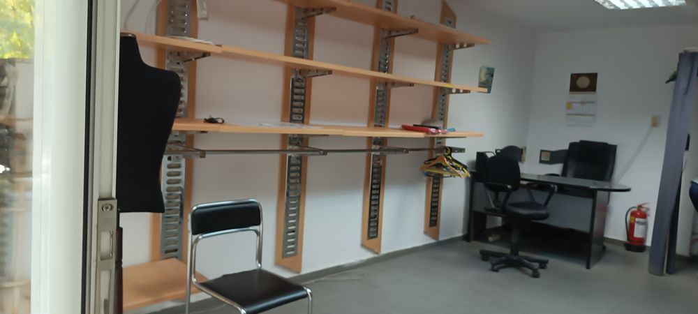 Дава се под наем Магазин в Варна, Колхозен пазар - 20 кв.м за 152.49 € - Снимка #6