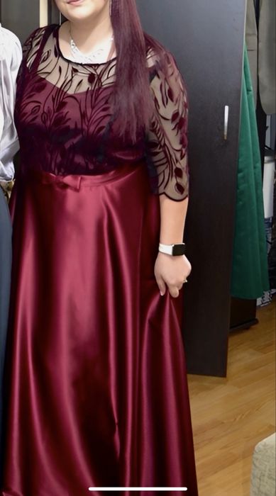 Vand rochie de ocazie