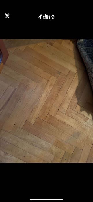 Vând  parchet din lemn masiv