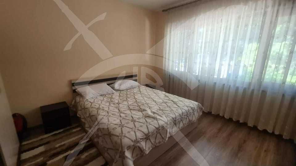 Дава се под наем Тристаен апартамент в Варна, ВИНС - 90 кв.м за 800 € - Снимка #3