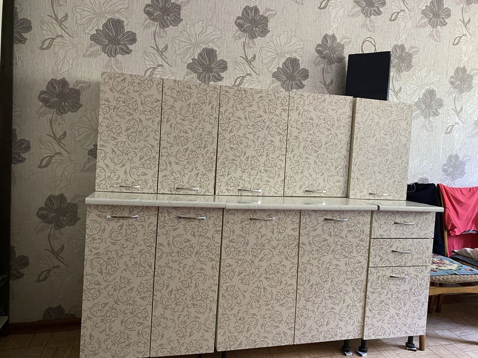 Кухонный гарнитур