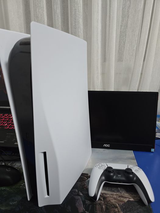 Play Station 5 cu controller inclus