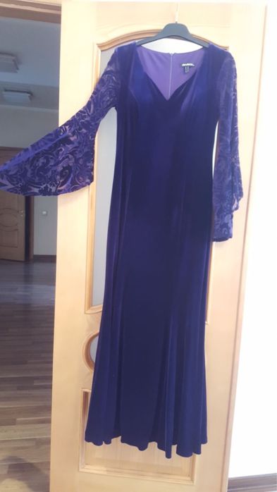 Продам платья