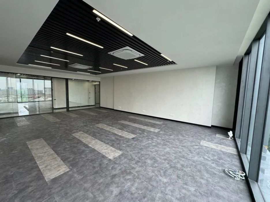 Аренда офиса на Ул.Махтумкули. IT Park. 180 м²