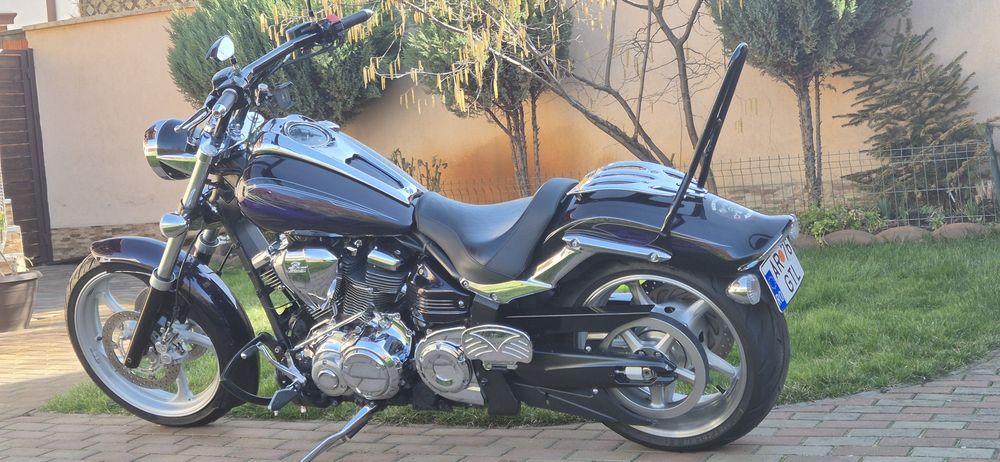Vând Yamaha Raider