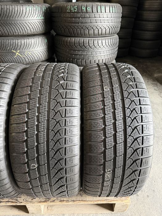 4 anvelope NOI iarna 255/40/19 , 100 V , XL , Pirelli , DOT 2022 !