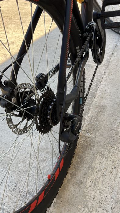 Vând bicicleta BULLS 27.5 sharptail.