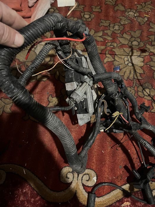 Продам инжектор на Мерс