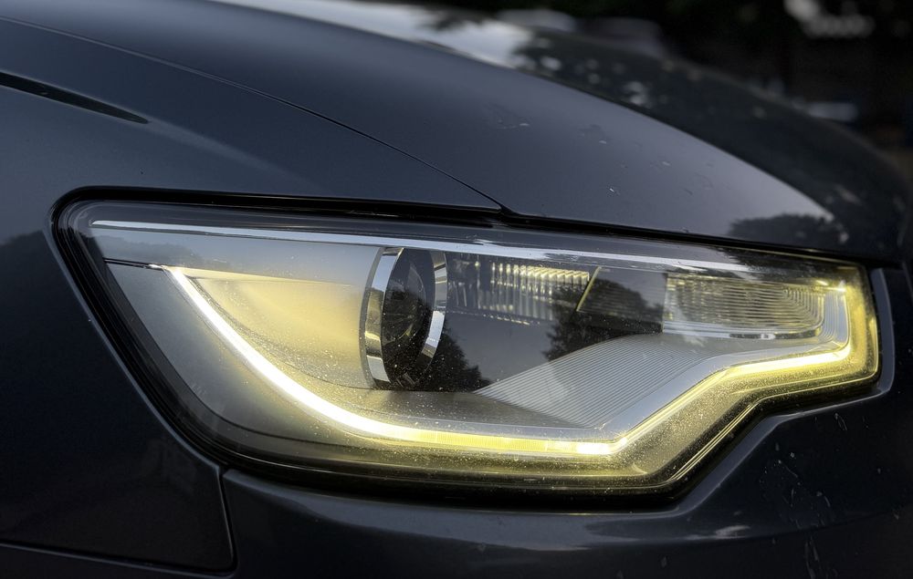 AUDI A6 - C7 - 2012 - S Line - Automat - 2.0 TDI - 177 Cai Putere - Faruri xenon - Led fata / led spate - Carte intreaga - Acte la zi ( Valabile )