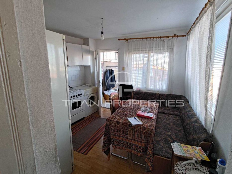 Продава се Къща в Пловдив, Център - 110 кв.м за 1319 €/кв.м - Снимка #4