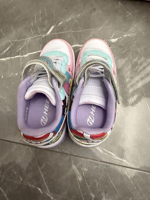 Tenisi cu role marimea 32