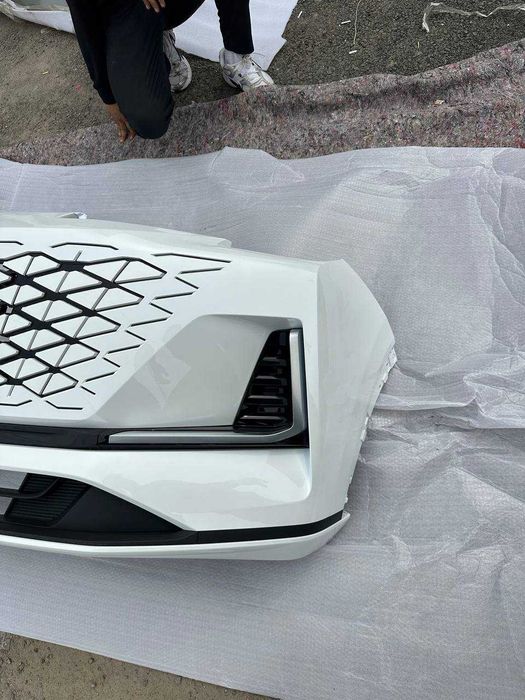 Передний бампер в сборе Changan CS55 Plus