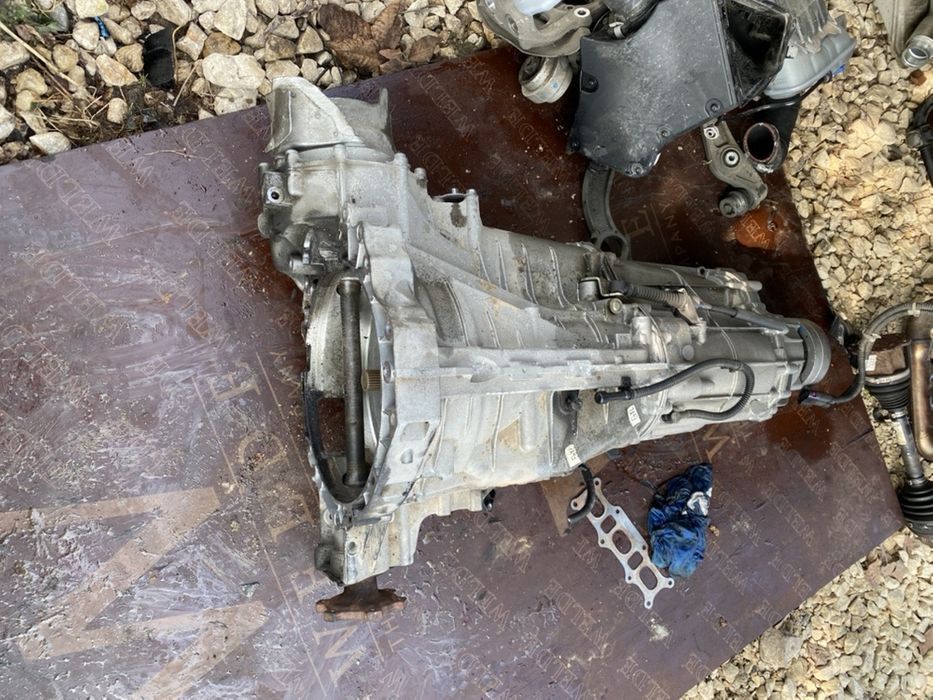 Автоматична кутия 7 ск S-tronic за Ауди Audi A5 A6 A4 код MNB NPB