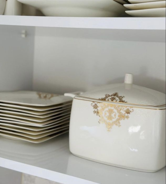 Set complet de porțelan Schafer Bone Porcelain – alb cu detalii aurii