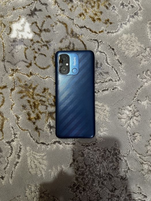 Продам телефон Redmi 12c