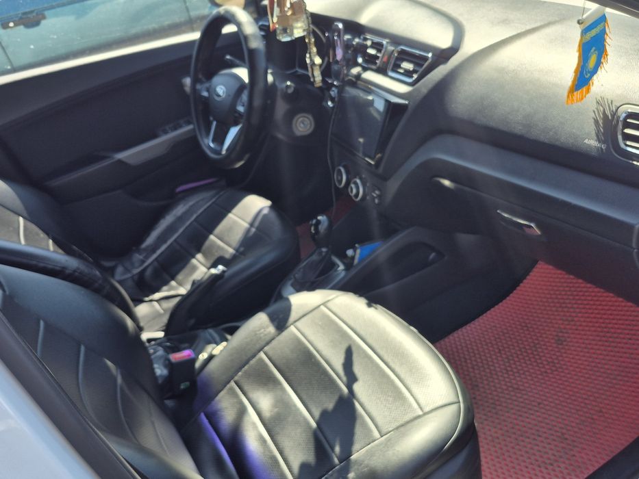 Автомобиль  киа рио