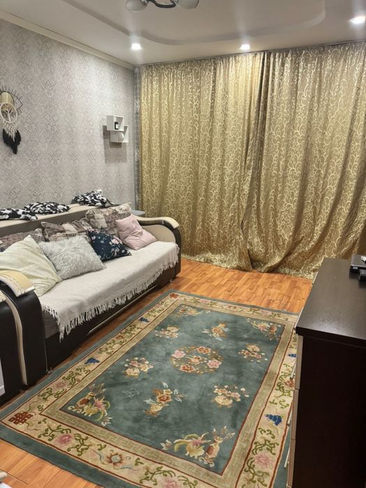 Сдаю 2 комнутную квартиру
