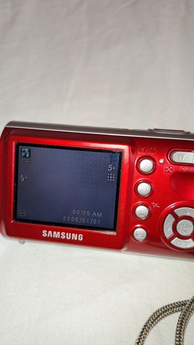 Cameră foto Samsung Digimax A 503 ,in stare foarte bună de funcționare.