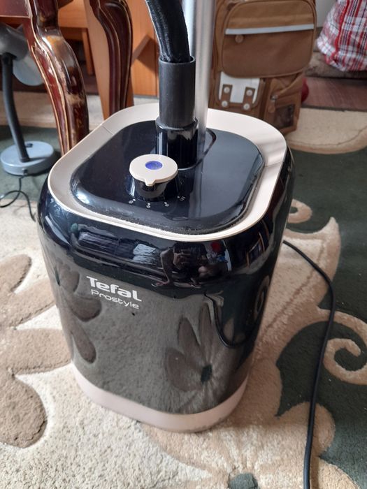 Отпариватель фирмы Tefal