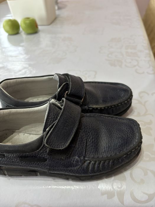 Продам обувь детская