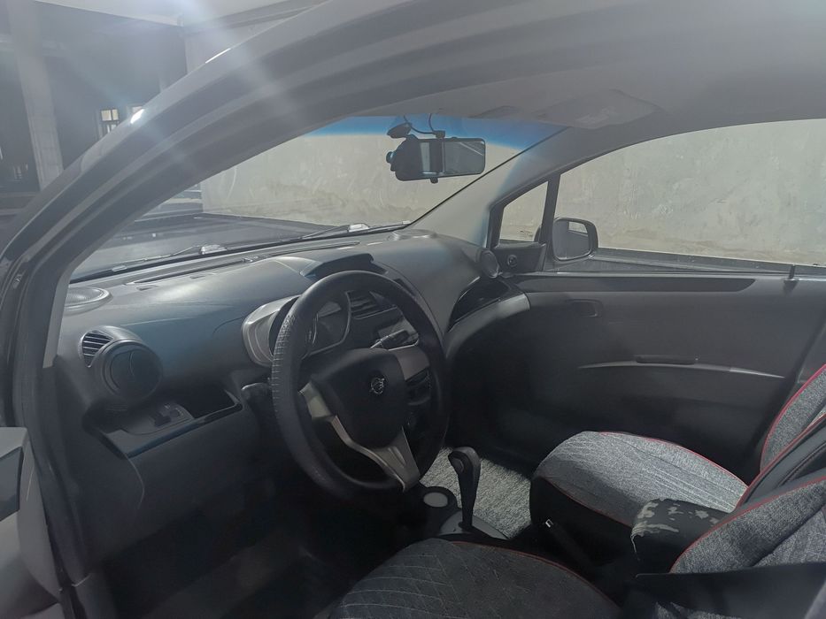 Chevralet Spark sotiladi