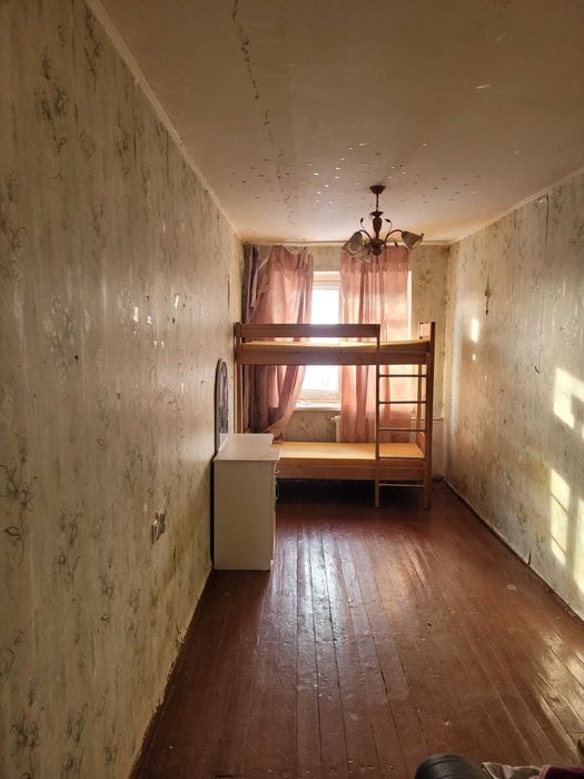 Продам квартиру 2х комнатную 1-15 5 этаж Варианты